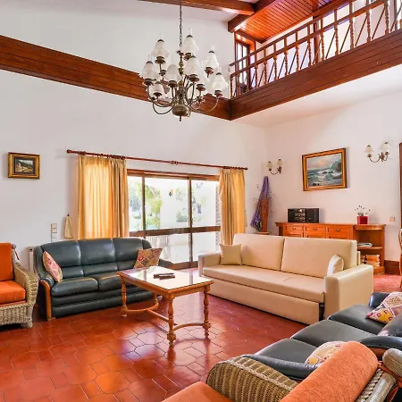 Villa Wonderful In With Barbecue And Private Swimming Pool Vilamoura