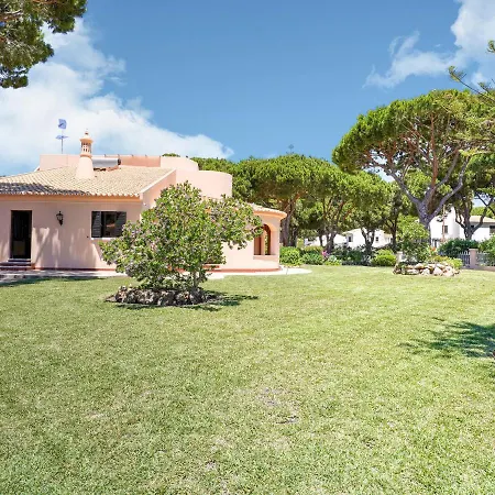 Villa Wonderful In With Barbecue And Private Swimming Pool