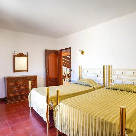 Wonderful In With Barbecue And Private Swimming Pool Vilamoura