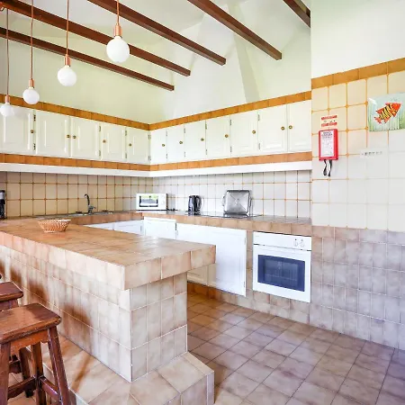 Wonderful In With Barbecue And Private Swimming Pool 빌라모라